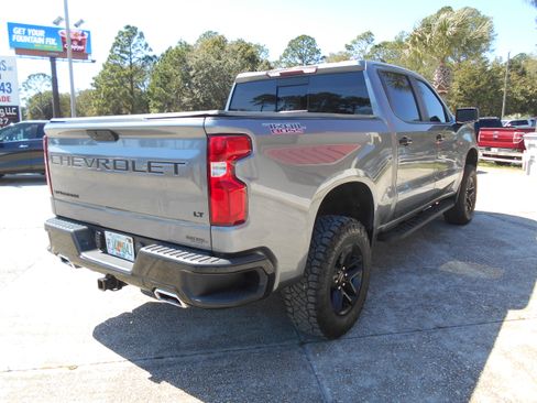 Used 2021 Chevrolet Silverado 1500 LT Trail Boss image 5