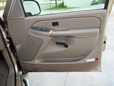 Used 2004 Chevrolet Silverado 2500 LS RWD image 80