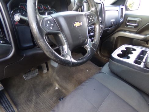 Used 2015 Chevrolet Silverado 1500 4x4 Crew Cab LT image 11