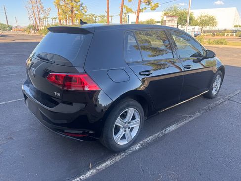 Used 2015 Volkswagen Golf TDI S image 6