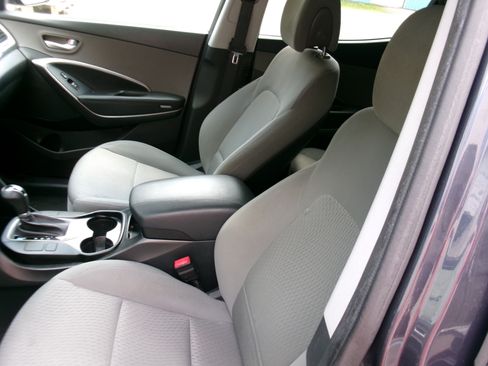 Used 2016 Hyundai Santa Fe Sport image 4