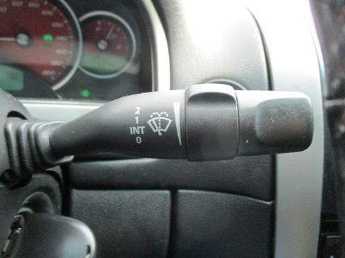 Used 2006 Pontiac GTO image 39