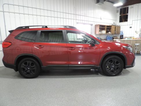 Used 2023 Subaru Ascent Onyx Edition image 11