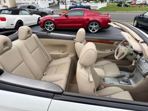 Used 2007 Toyota Solara SLE Convertible FWD image 24
