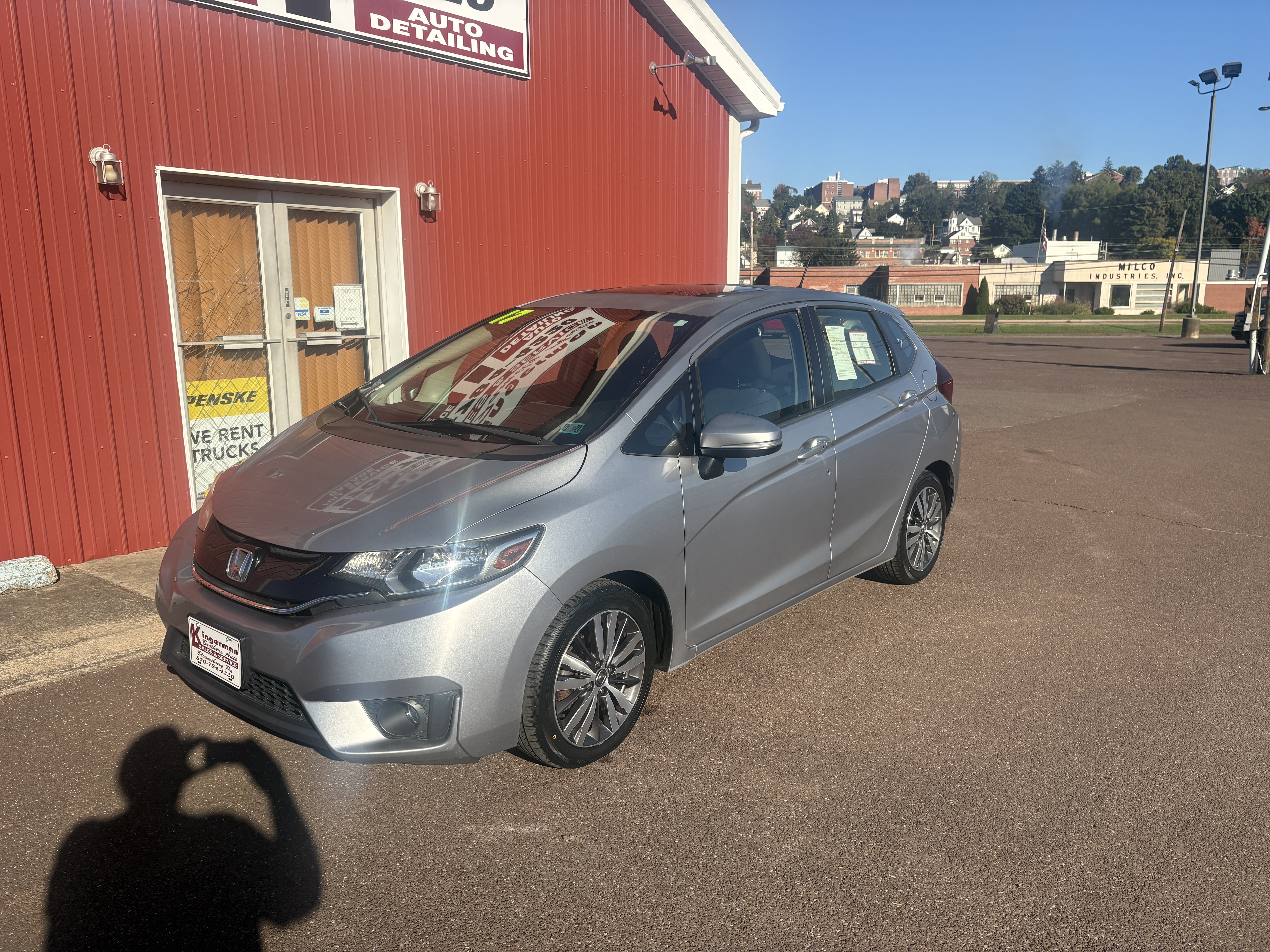 Used 2017 Honda Fit EX image 2
