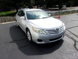Used 2011 Toyota Camry LE image 2