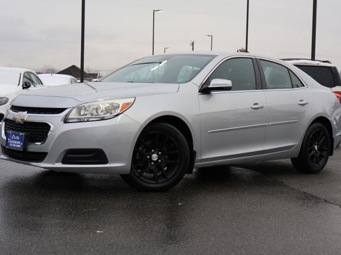 Used 2014 Chevrolet Malibu LT image 3