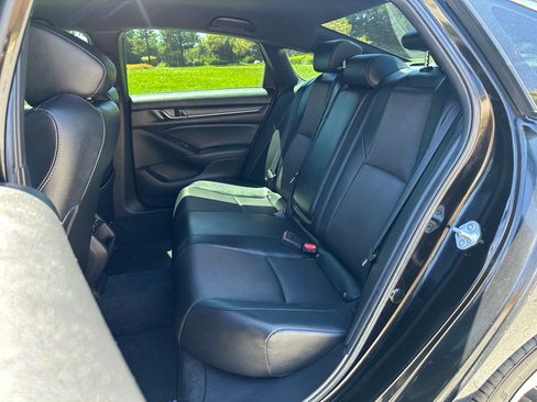 Used 2021 Honda Accord Sport image 14