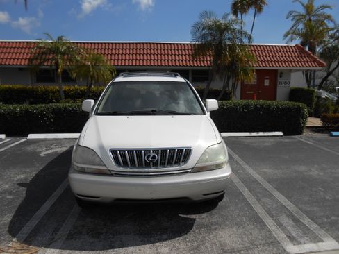 Used 2002 Lexus RX 300 image 9