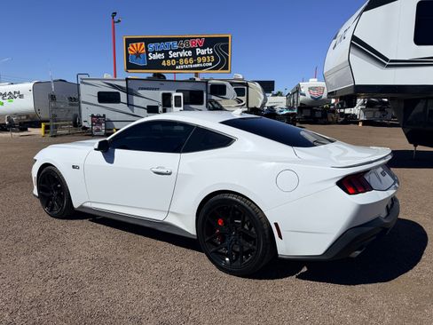 Used 2024 Ford Mustang GT Premium image 1