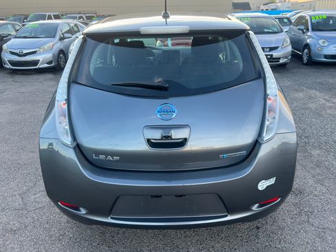 Used 2015 Nissan Leaf S image 13