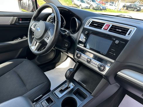 Used 2017 Subaru Legacy 2.5i Premium image 13