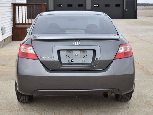 Used 2010 Honda Civic LX image 4