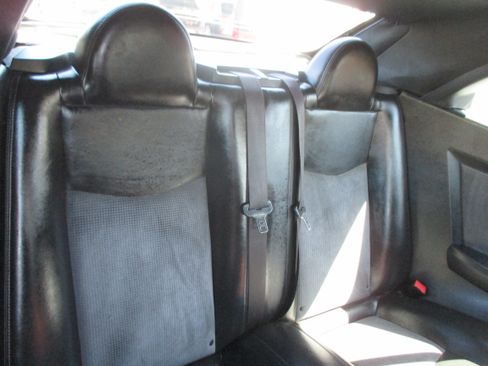 Used 2012 Chrysler 200 S Convertible FWD image 11