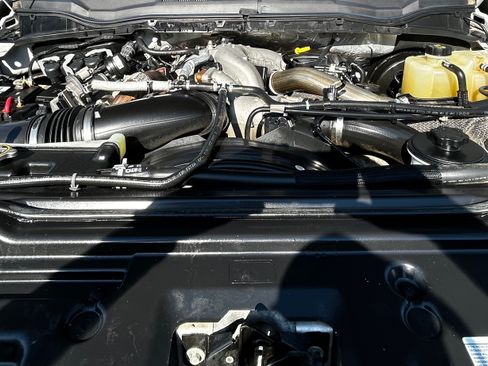 Used 2022 Ford F250 4x4 Crew Cab Super Duty image 21