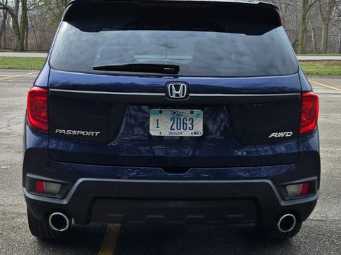 Used 2023 Honda Passport EX-L image 6
