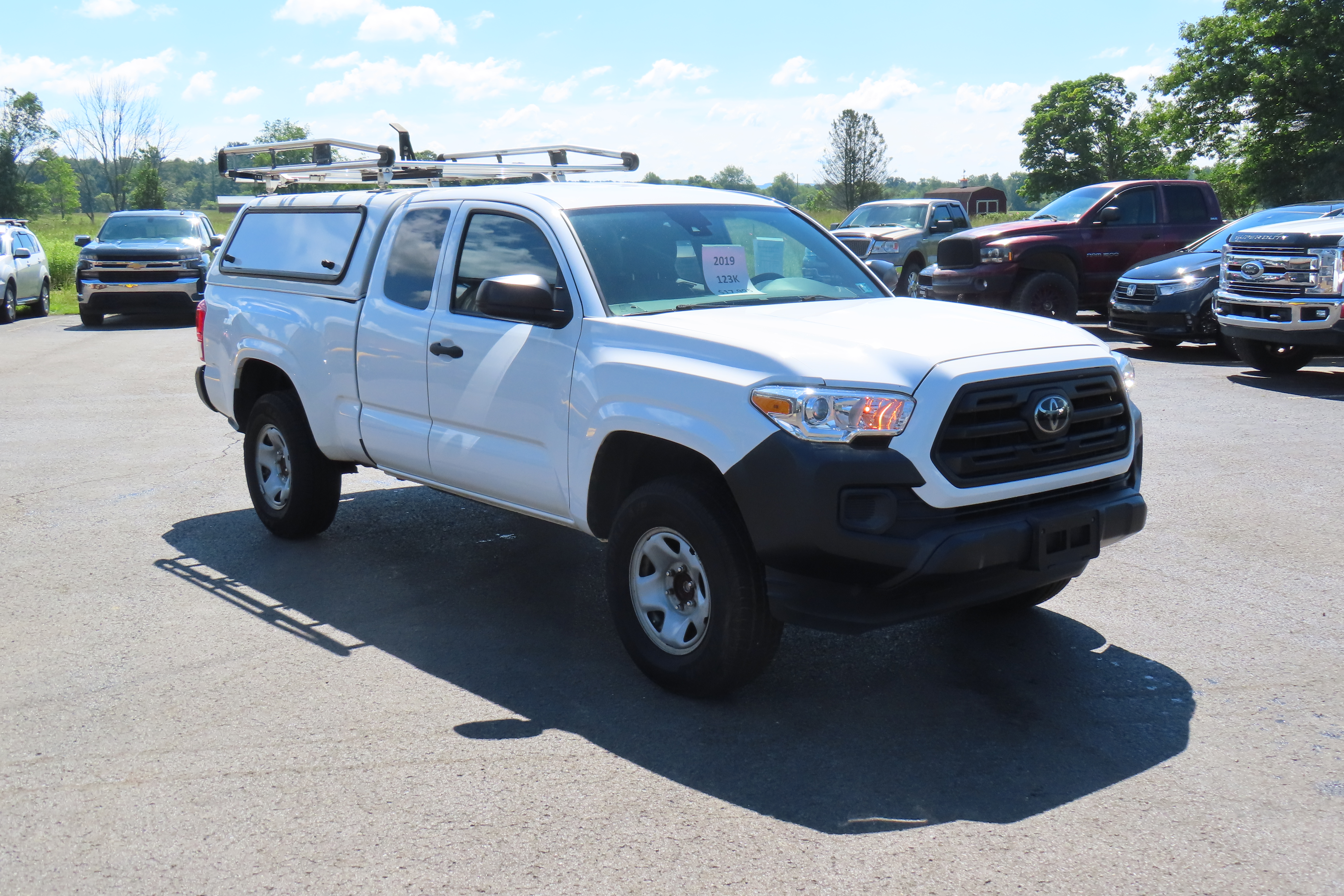 Used 2019 Toyota Tacoma 2WD Access Cab image 7
