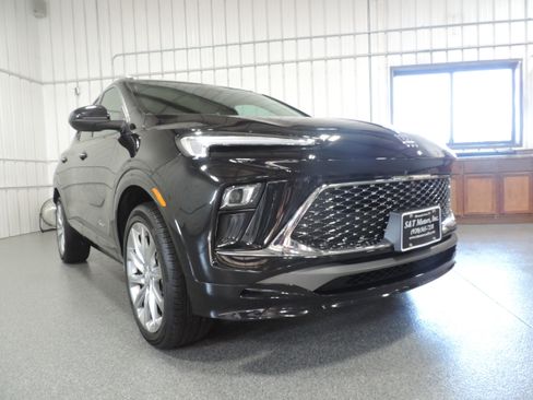 Used 2024 Buick Encore GX Avenir image 7