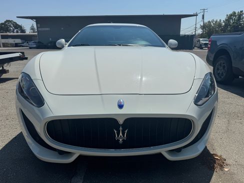 Used 2016 Maserati GranTurismo Sport image 3