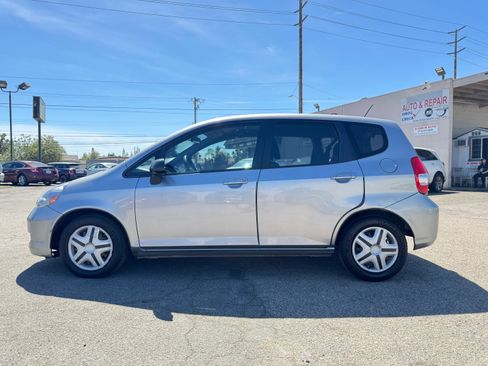Used 2008 Honda Fit image 3