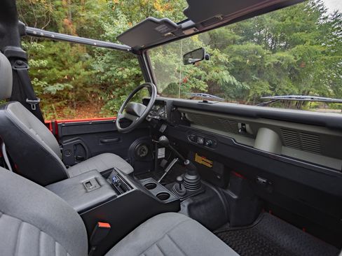 Used 1995 Land Rover Defender 90 image 22