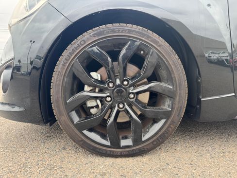 Used 2015 Hyundai Veloster Turbo FWD image 14