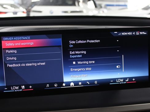 Used 2024 BMW iX M60 image 32