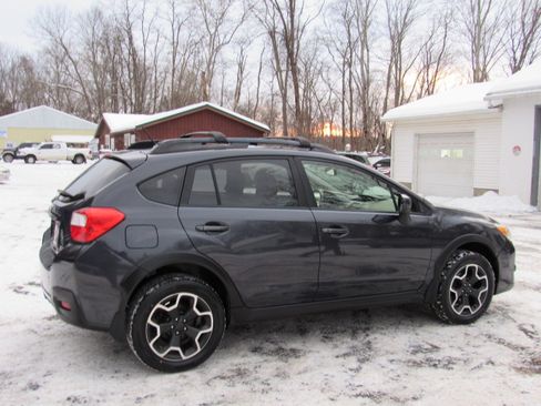 Used 2014 Subaru XV Crosstrek 2.0i Limited image 10