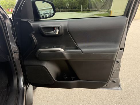 Used 2021 Toyota Tacoma TRD Sport RWD image 89