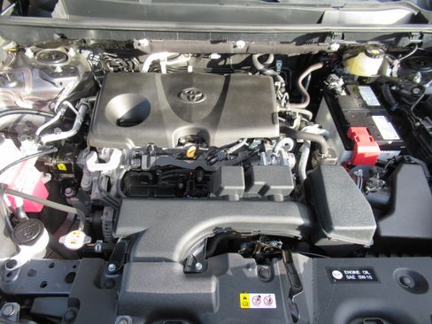 Used 2023 Toyota RAV4 LE image 15