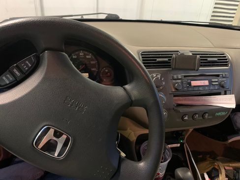 Used 2005 Honda Civic GX image 17