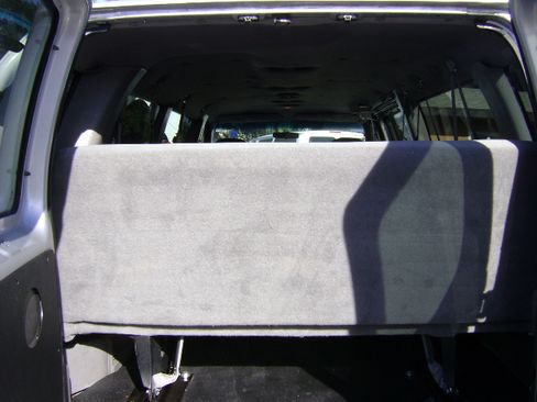 Used 2002 Ford E-350 and Econoline 350 XL image 10