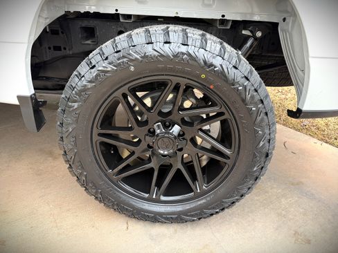 Used 2023 Ford F150 XLT image 15