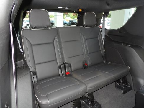 Used 2023 Chevrolet Tahoe 2WD Premier image 22
