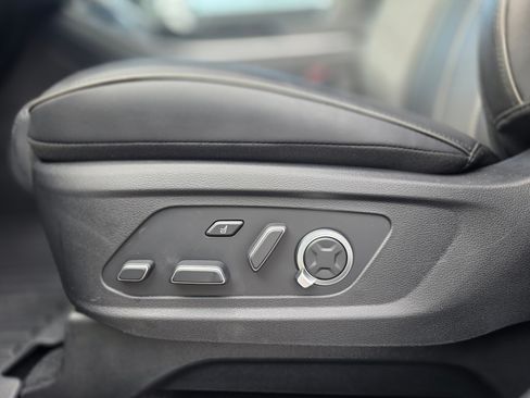 Used 2025 Hyundai Palisade Calligraphy image 9