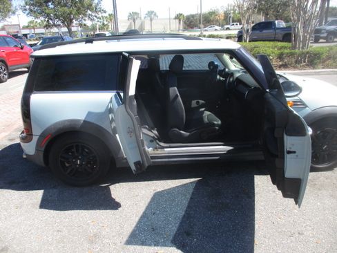 Used 2014 MINI Cooper Clubman image 10