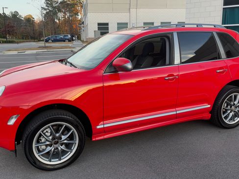 Used 2006 Porsche Cayenne S Titanium Edition image 1
