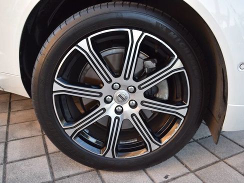 Used 2019 Volvo XC60 T6 Inscription image 90