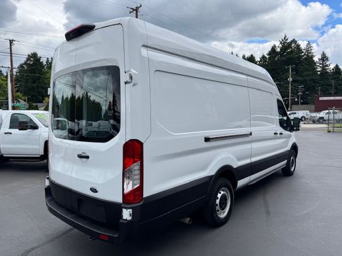 Used 2021 Ford Transit 250 image 6