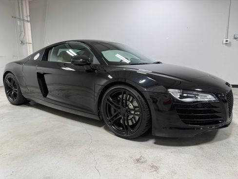 Used 2009 Audi R8 4.2 Coupe AWD/4WD image 2