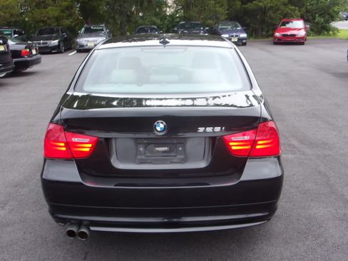 Used 2011 BMW 328i xDrive Sedan AWD/4WD image 9