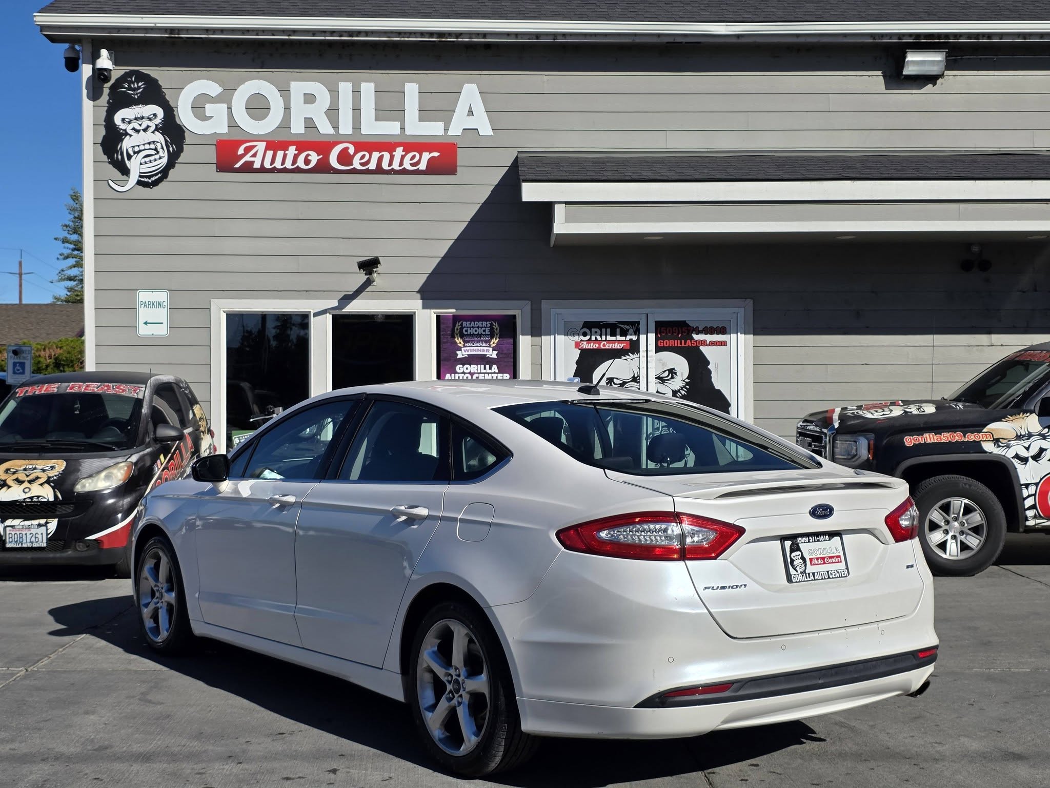 Used 2014 Ford Fusion SE FWD image 5