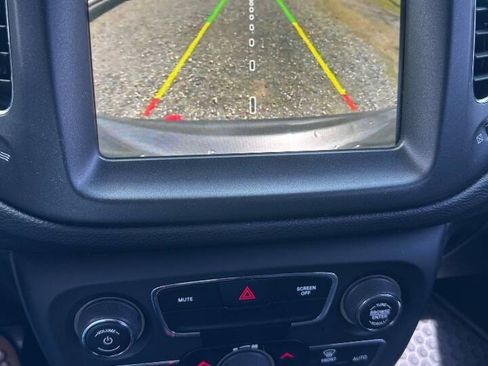 Used 2019 Jeep Compass Trailhawk image 12