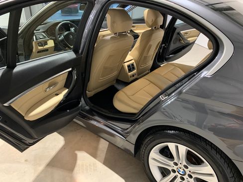 Used 2017 BMW 330i xDrive w/ Driver Assist image 11