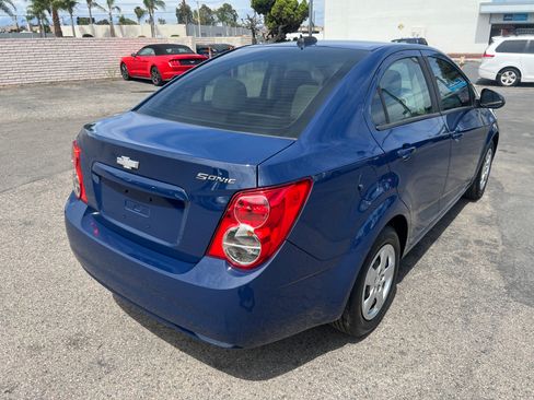 Used 2015 Chevrolet Sonic LS Sedan FWD image 9
