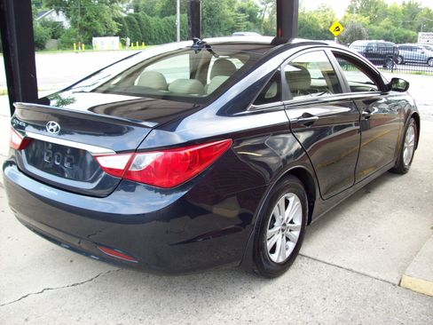 Used 2012 Hyundai Sonata GLS FWD Sedan 2.4L 4-Cyl image 4