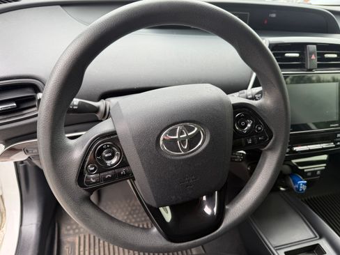 Used 2022 Toyota Prius AWD w/ Protection Package #2 image 16