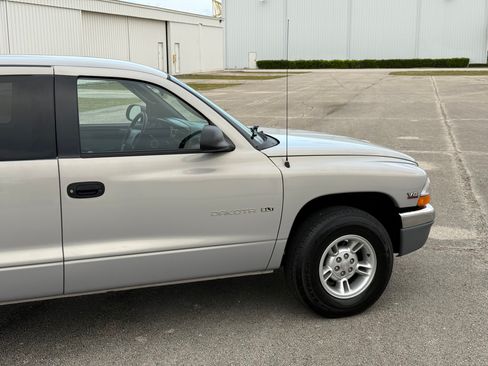 Used 2000 Dodge Dakota Sport RWD image 46