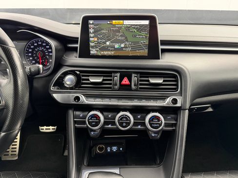 Used 2019 Genesis G70 3.3T Advanced image 18