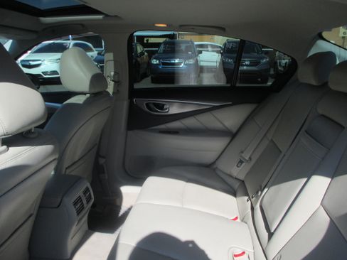 Used 2014 INFINITI Q50 Premium RWD image 9